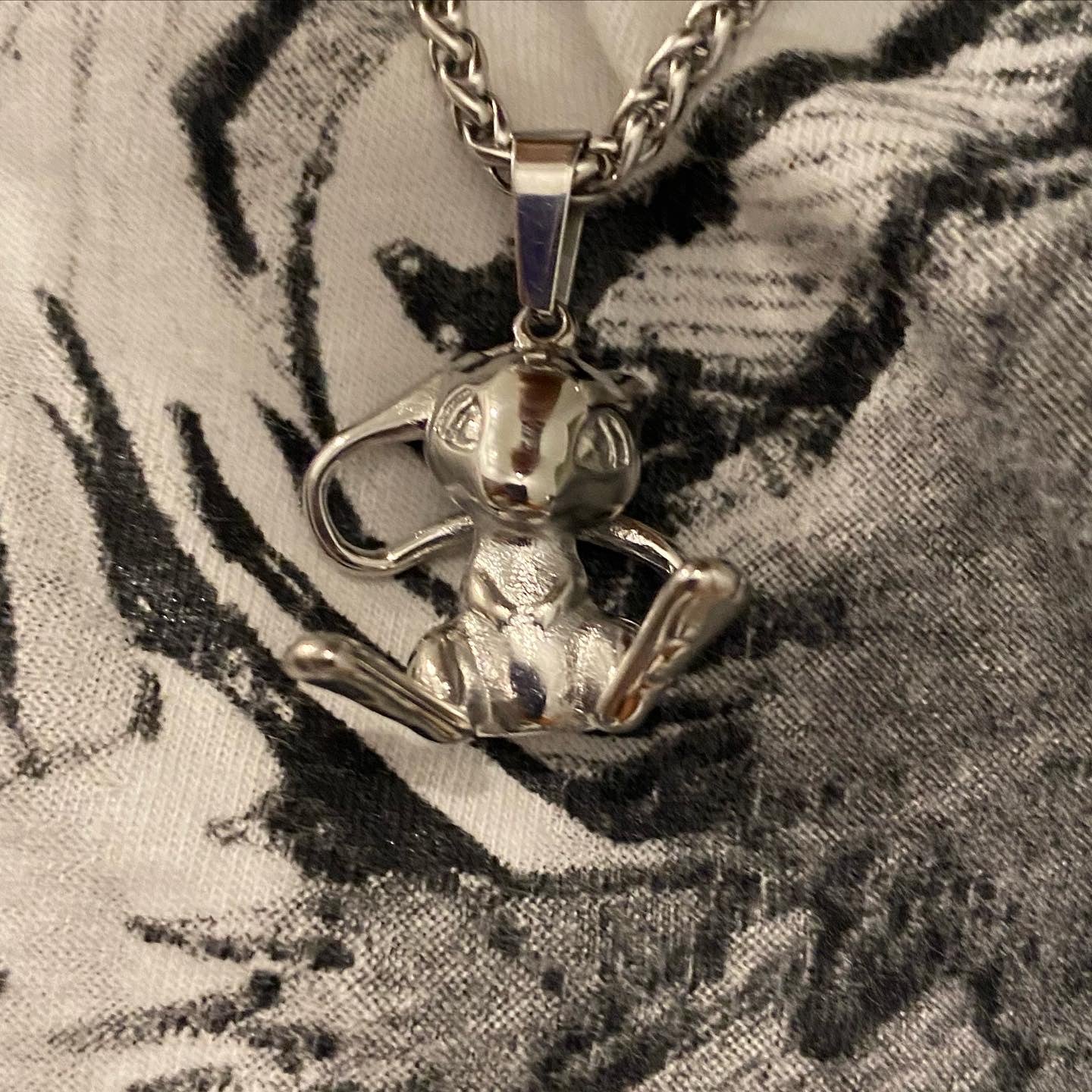 AI MEW PENDANT (FINAL DROP!)